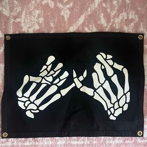 Oxford Pennant Glow In The Dark Wall Flag